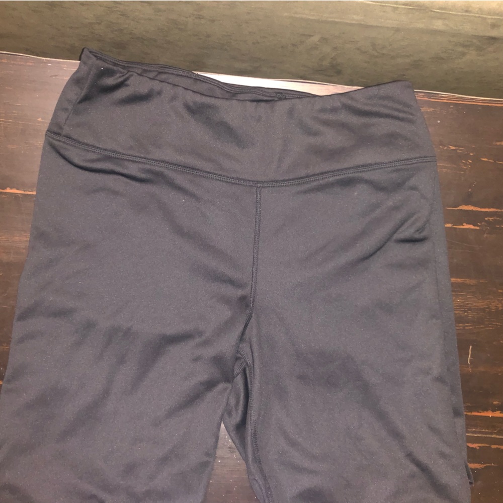 Climate Right Temperature Control Black Leggings Size L